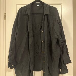 Women’s Button-Up Shirt